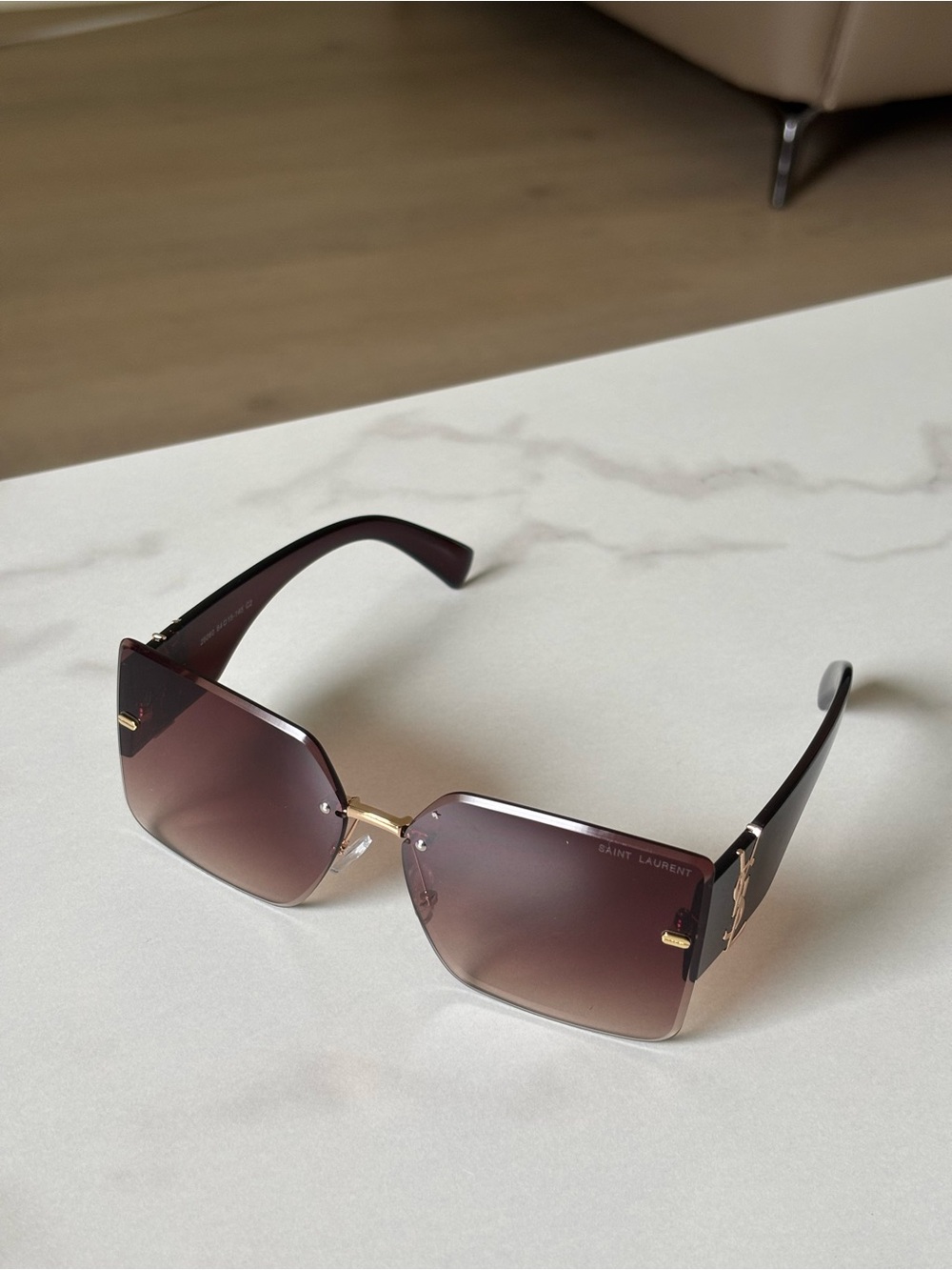 YSL sunglasses - Picture 3 of 7